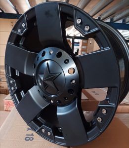 OFF ROAD 4X4 154 MATT BLACK